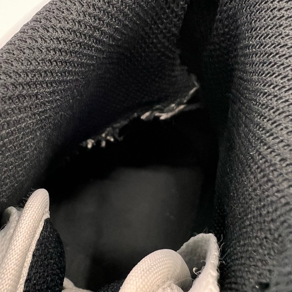 Jordan 1s Retro High White Elephant - Picture 5 of 5